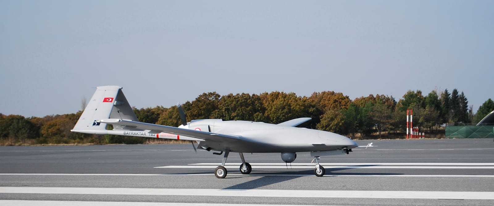 Bayraktar TB2 — chasseur 4e gen — Turquie
