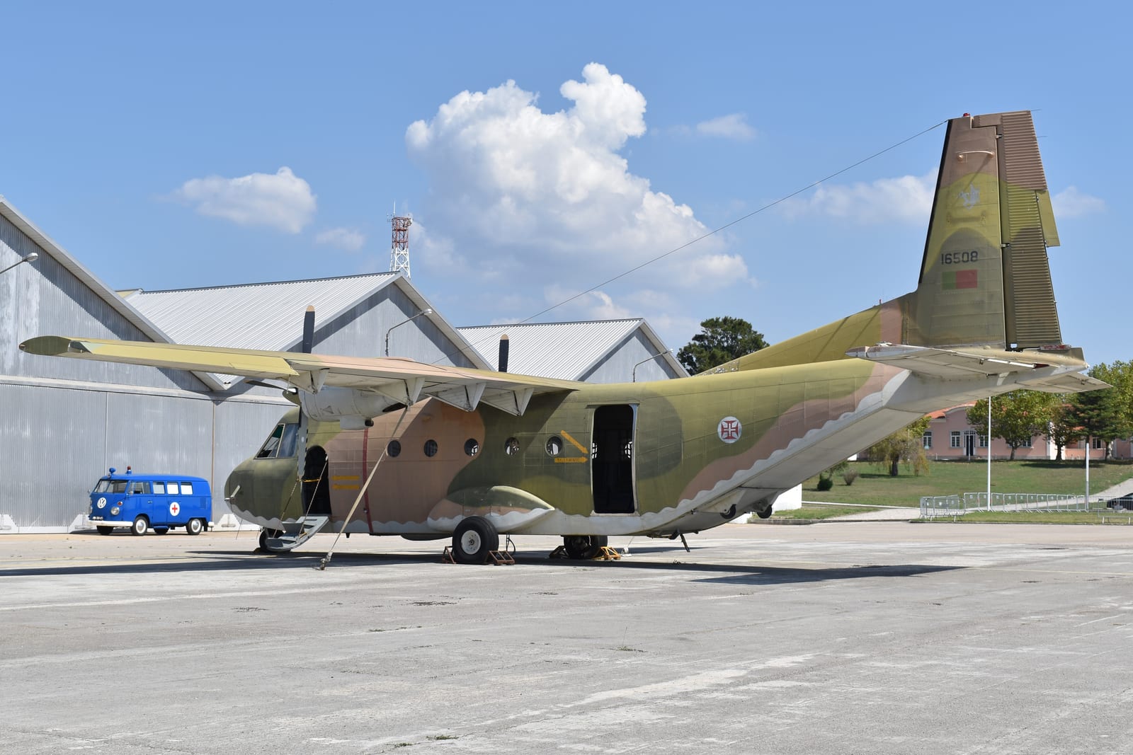 CASA C-212 Aviocar — chasseur 2e gen — Espagne