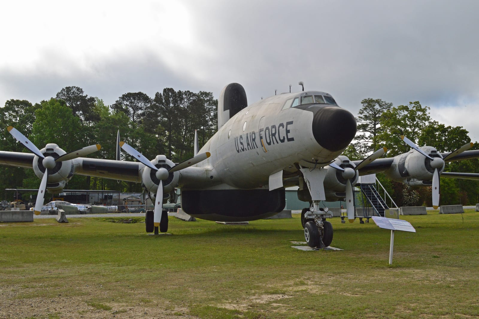 EC-121 Warning Star — chasseur 1e gen — États-Unis