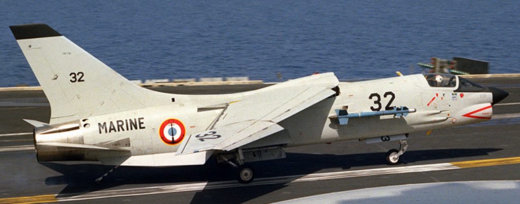 F-8E (FN) Crusader — chasseur 3e gen — France