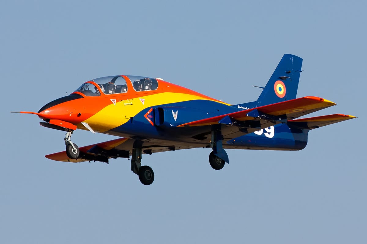 IAR-99 Șoim — chasseur 3e gen — Roumanie