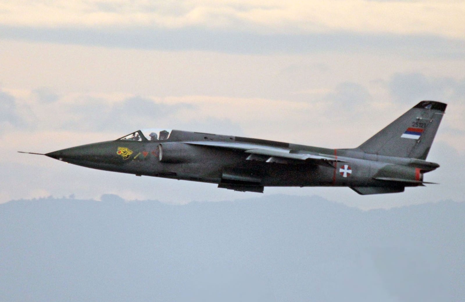 Soko J-22 Orao — chasseur 3e gen — Yougoslavie