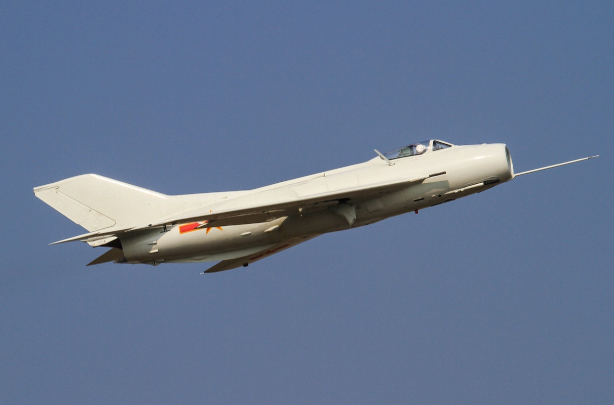 Shenyang J-6 — chasseur 2e gen — Chine