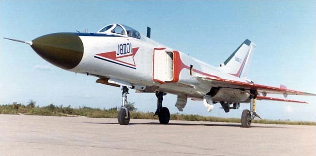 Shenyang J-8 — chasseur 3e gen — Chine