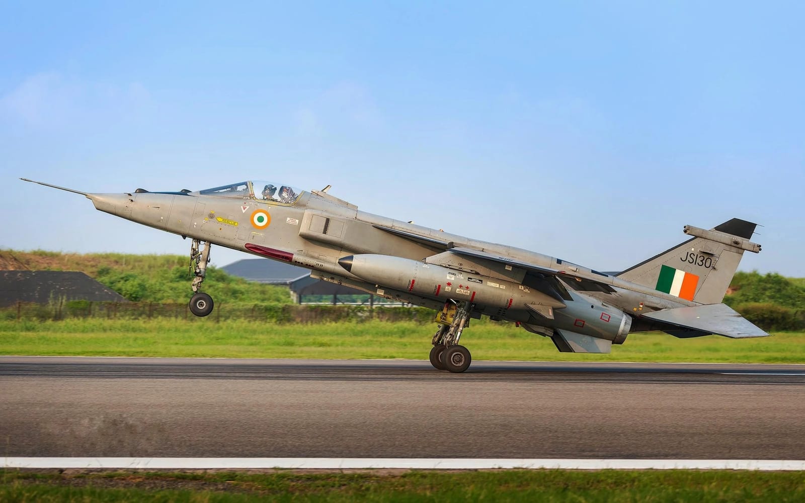Jaguar IS — chasseur 3e gen — Inde