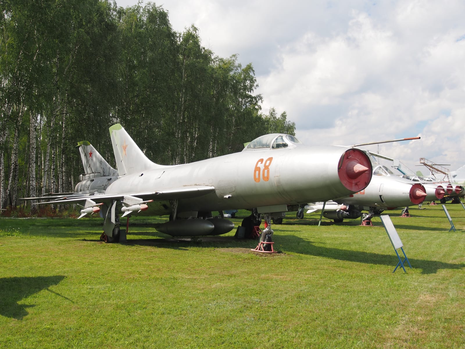 Su-9 — chasseur 2e gen — Russie