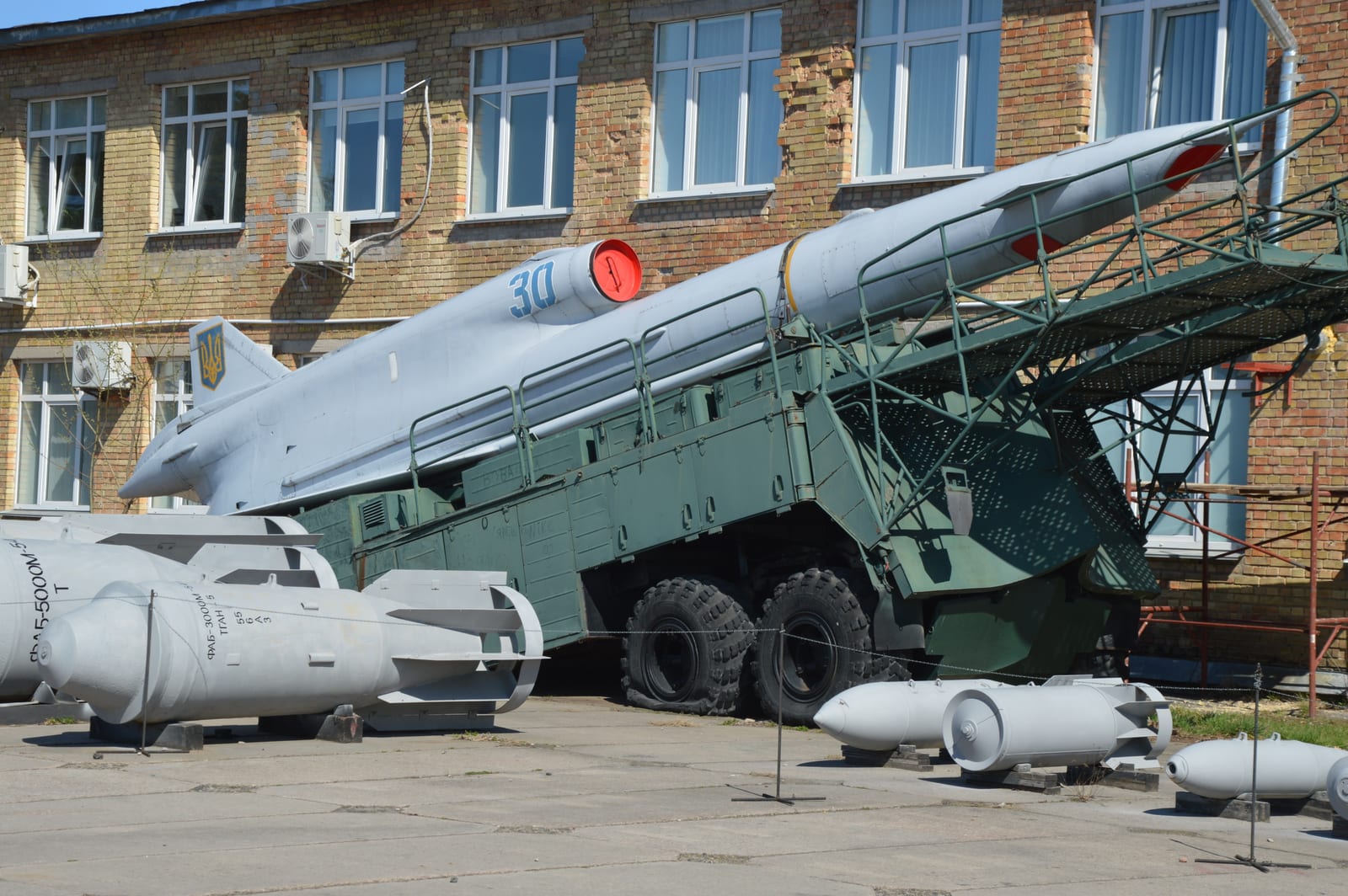 Tu-141 Strizh — chasseur 3e gen — Russie