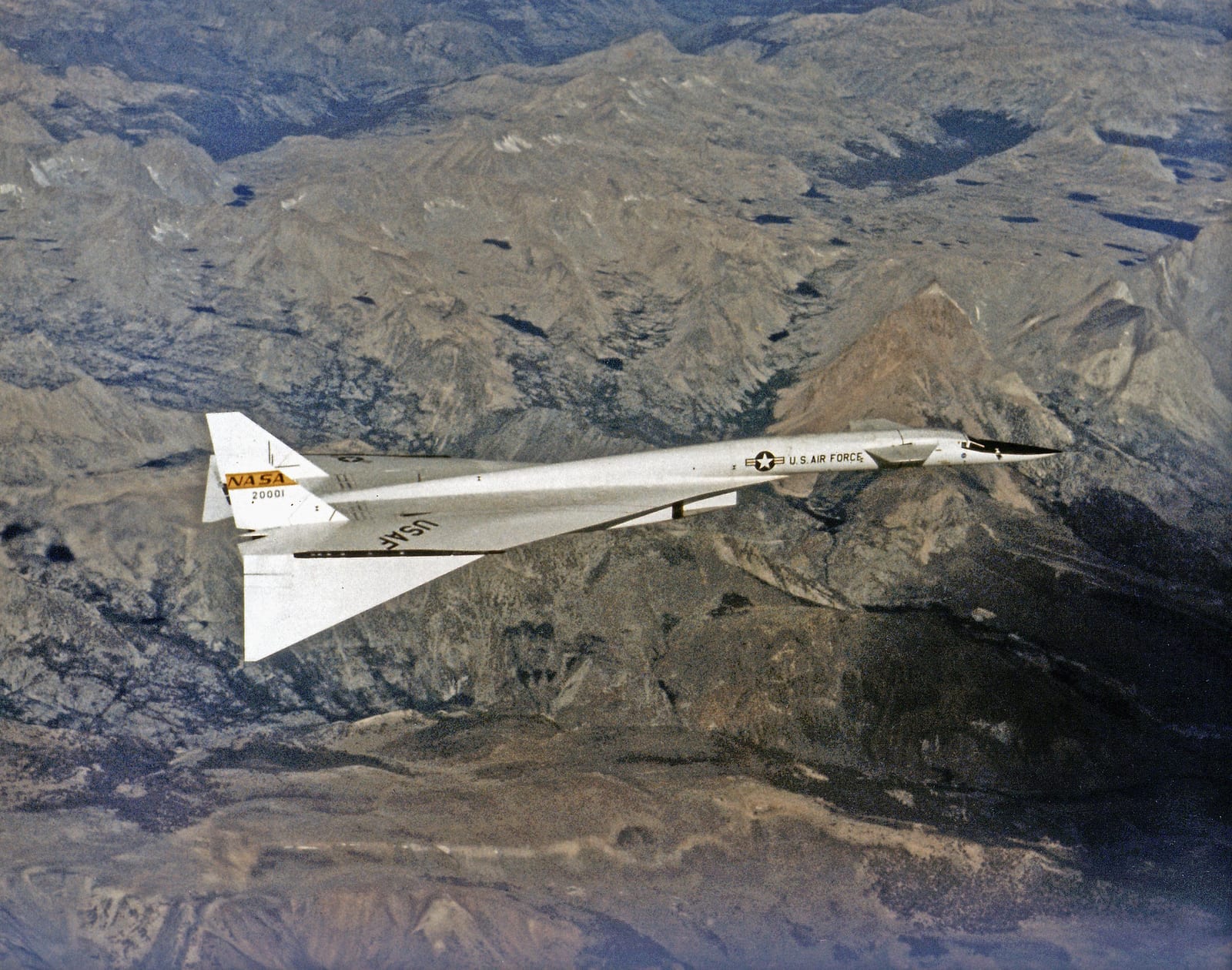 XB-70 Valkyrie — chasseur 2e gen — États-Unis